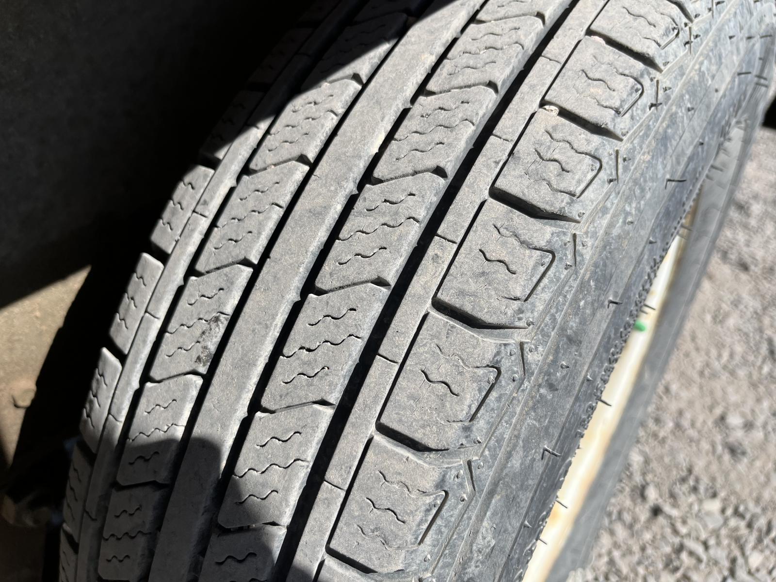 ./imagenes/INVOICE/2019/17933/SULLIVAN-D185PDZSB (8).JPG